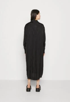Monki Blousejurk - Black Jaquard 10 Monki Blousejurk - Black Jaquard -Selecteer Dameswinkels 0a1a6be41f4647ef929b465ef15d608c