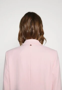 MARC CAIN Blazer - Soft Powder Pink 15 MARC CAIN Blazer - Soft Powder Pink -Selecteer Dameswinkels 0fad5e048ad1462da32c79873ce2dd14