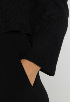 Even&Odd Cropped Jumper - Trui - Black 13 Even&Odd Cropped Jumper - Trui - Black -Selecteer Dameswinkels 10716b29e3fd4dcd813ae28c5b6486e3