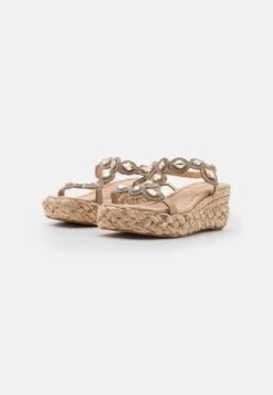 Alma En Pena Sandalen Met Sleehak - Beige 10 Alma En Pena Sandalen Met Sleehak - Beige -Selecteer Dameswinkels 18e6400368264c168d0a8dddaff3793e