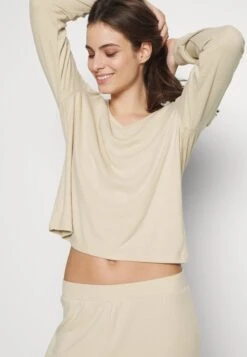 Anna Field Pyjama - Off-White -Selecteer Dameswinkels 1f950543f22a49e99e0bf827dcb85ca5