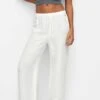 PULL & BEAR Flowing Faded - Broek - White 1 PULL & BEAR Flowing Faded - Broek - White -Selecteer Dameswinkels 212c019c7ee049d3ba214421fc7cade5