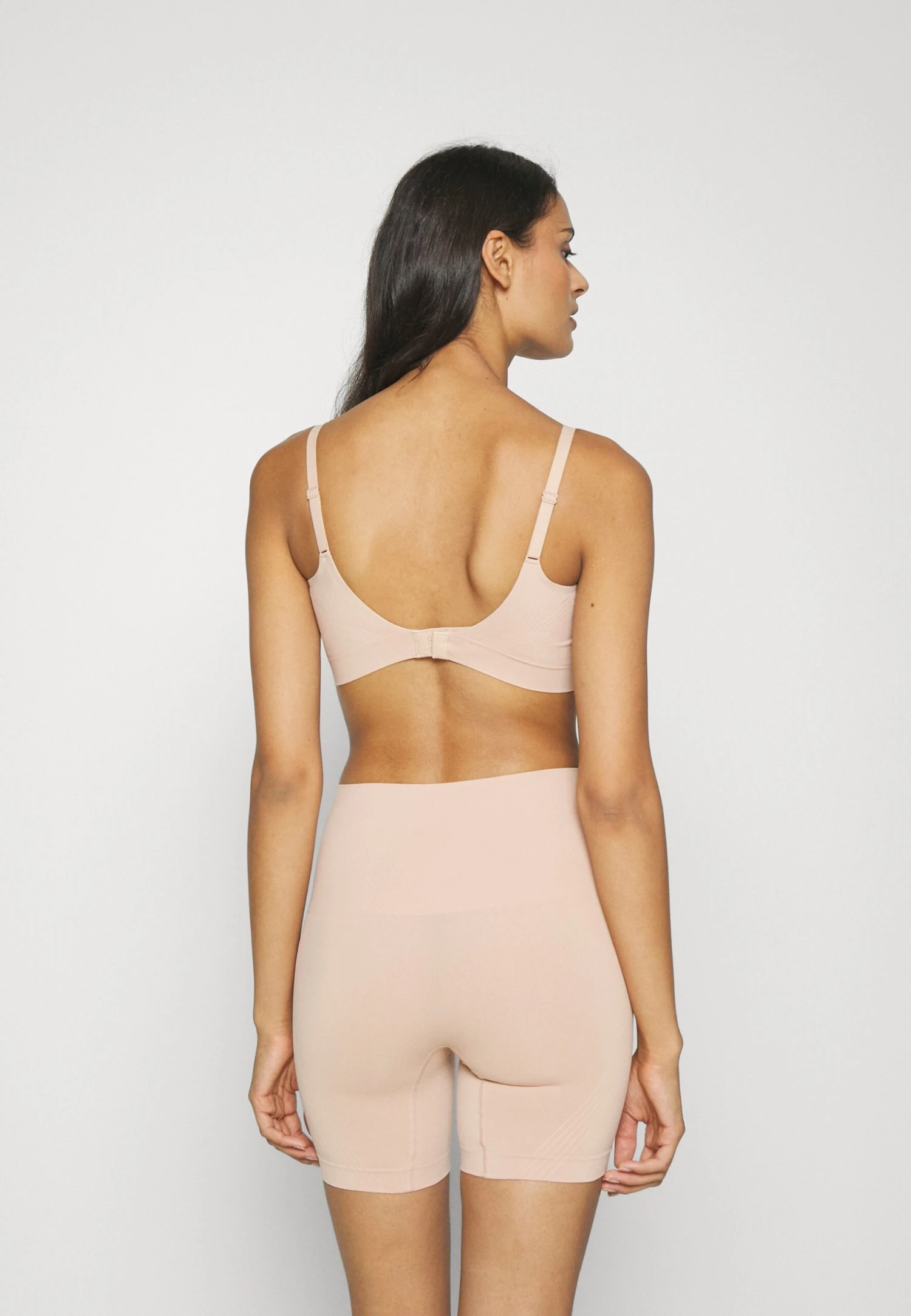 Chantelle Smooth Comfort Wirefree Bra - Bustier - Sirocco 5 Chantelle Smooth Comfort Wirefree Bra - Bustier - Sirocco - Afbeelding 3