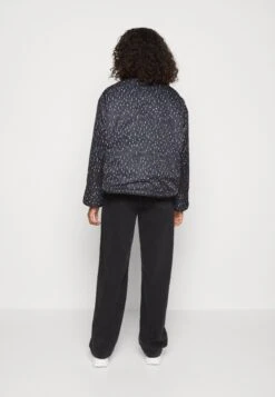 Scotch & Soda Quilted Reversible Coat - Bomberjacks - Black -Selecteer Dameswinkels 28602a9381e1449ab0c23fa222eb0f76