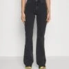 Flared Jeans - Black Denim -Selecteer Dameswinkels 31bfd63f44754ec898f4e0b33a83d7c6