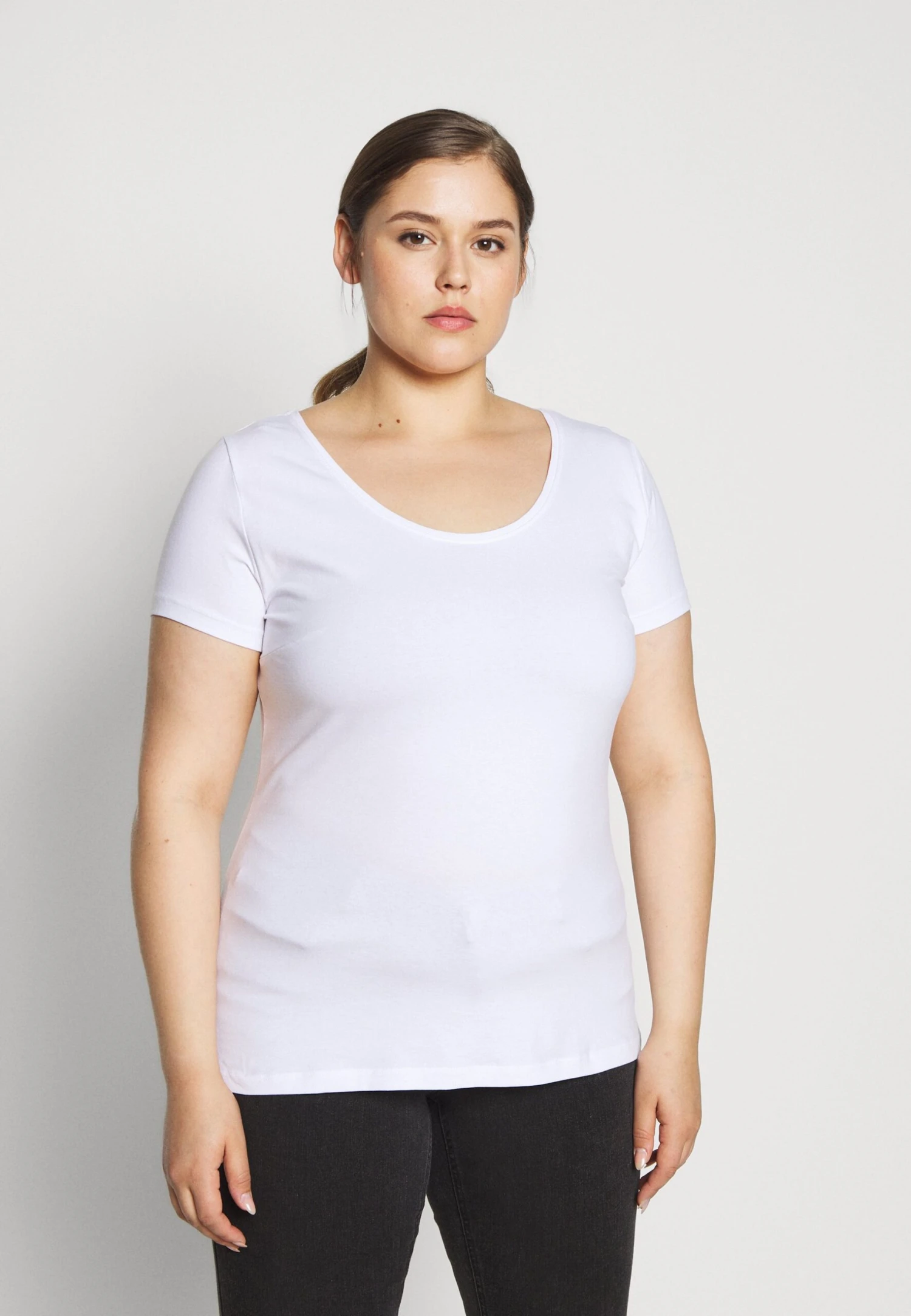 3Er Pack- T-Shirt Basic - White/Black/Dark Grey 7 3Er Pack- T-Shirt Basic - White/Black/Dark Grey - Afbeelding 5