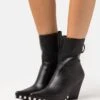 Jeffrey Campbell Walton - Cowboy-/Bikerlaarsjes - Black -Selecteer Dameswinkels 36e78ae26c21407883492f38ed69406f
