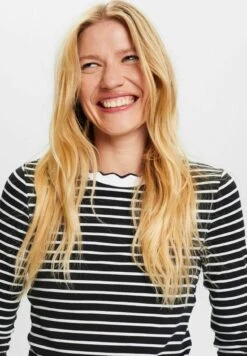 ESPRIT Muschelkante Am Ausschnitt - Longsleeve - Black 16 ESPRIT Muschelkante Am Ausschnitt - Longsleeve - Black -Selecteer Dameswinkels 3b4e6e0b5a0a48d09a5ec484746cc247