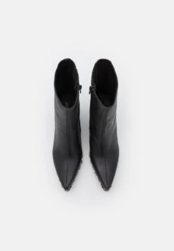 Jeffrey Campbell Walton - Cowboy-/Bikerlaarsjes - Black -Selecteer Dameswinkels 40b7c2b7fd2041189a47bba59c125dd5