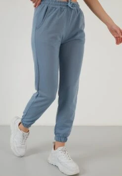 LELA Slim Fit - Trainingsbroek - Baby Blue -Selecteer Dameswinkels 4b39960b578b4beda1a5a30c7a733f26