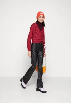 Even&Odd Vest - Dark Red 9 Even&Odd Vest - Dark Red -Selecteer Dameswinkels 4e46e06610694c32973deab6ca9aac4b