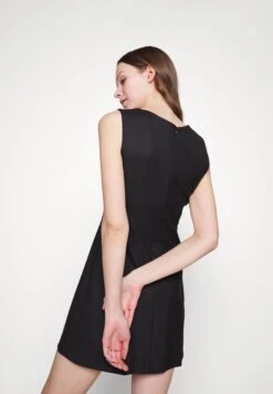 MAX & Co. Newyork - Etui-Jurk - Black -Selecteer Dameswinkels 4f27e13970374fd5a70ab1174c7c3422