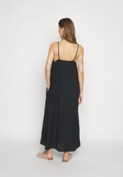 Minimum Vikilino - Maxi-Jurk - Black 13 Minimum Vikilino - Maxi-Jurk - Black -Selecteer Dameswinkels 522fc1cd6dd7491b9790904c7e993c1a
