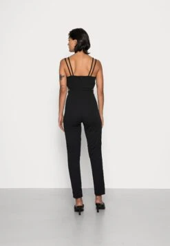 Wal G Nikita Cut Out - Jumpsuit - Black -Selecteer Dameswinkels 523f9beaa4bf46c587d614163cad1190