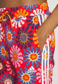 Adidas Sportswear Farm Pants - Trainingsbroek - Vivid Red/Bliss Pink/Unity Orange 13 Adidas Sportswear Farm Pants - Trainingsbroek - Vivid Red/Bliss Pink/Unity Orange -Selecteer Dameswinkels 72620540b5054eab91db157553ca3ac4