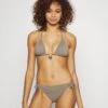 Bruno Banani Triangle Set - Bikini - Stone -Selecteer Dameswinkels 7db2b41b4ac44ca9a29b391bf5278628