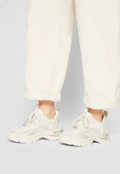 Steve Madden Manerva - Sneakers Laag - Latte