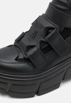 Steve Madden Trimmers - Sneakers Hoog - Black -Selecteer Dameswinkels 7eaed5cff0ea43438c0e4484cc41dbf7