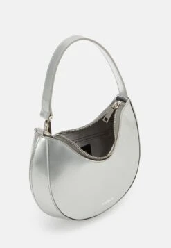 Furla Primavera Shoulder Bag - Handtas - Silver-Coloured 9 Furla Primavera Shoulder Bag - Handtas - Silver-Coloured -Selecteer Dameswinkels 7f58f8ebc2b24a75b78db36bc5057f6c