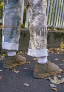 Ugg Korte Laarzen - Marrone -Selecteer Dameswinkels 805545edaa1f4bd18248d04b1a641ed4