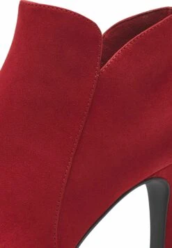 Tamaris Enkellaarsjes Met Plateauzool - Cherry 12 Tamaris Enkellaarsjes Met Plateauzool - Cherry -Selecteer Dameswinkels 8548980c629243509e8390bf5babd6e3