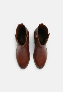 Tamaris Korte Laarzen - Maroon 14 Tamaris Korte Laarzen - Maroon -Selecteer Dameswinkels 87996a5306034604bc70aa468bfd89e2