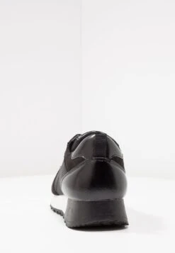 Anna Field Sneakers Laag - Black 16 Anna Field Sneakers Laag - Black -Selecteer Dameswinkels 8b004a6b40704166835a13a5466370f4