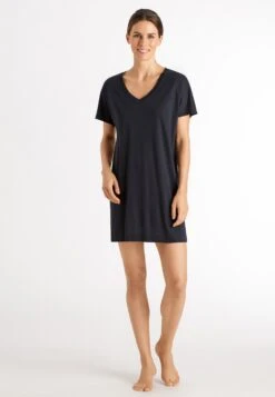 HANRO Laura - Nachtjapon - Midnight 9 HANRO Laura - Nachtjapon - Midnight -Selecteer Dameswinkels a52ce214009740b8a4e5beb34f60268e