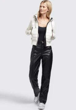 Khujo Dalis Shiny - Jas - Cremeweiß 13 Khujo Dalis Shiny - Jas - Cremeweiß -Selecteer Dameswinkels a9f0aa013bbb4616808d3a1ddc6eb84b