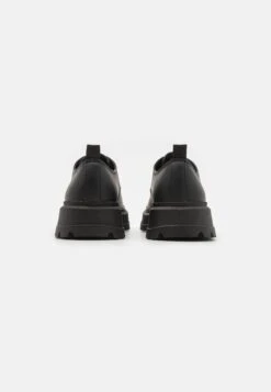 YOURTURN Unisex - Veterschoenen - Black 10 YOURTURN Unisex - Veterschoenen - Black -Selecteer Dameswinkels aaae83047a954d1aab81392769433db6