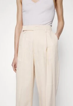 Filippa K Julie Trousers - Broek - Dusty Beige 15 Filippa K Julie Trousers - Broek - Dusty Beige -Selecteer Dameswinkels ab8d0a552d464551947d8e05380fd49b