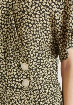 Khujo Borgia - Jumpsuit - Schwarz-Gelb Geblümt -Selecteer Dameswinkels af379724558d423ab9f19f8031bf325d