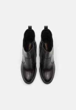 Leather- Enkellaarsjes Met Hoge Hak - Black 13 Leather- Enkellaarsjes Met Hoge Hak - Black -Selecteer Dameswinkels b1903eae4a1a4e83be7f36b2465f02f2
