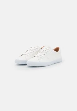 ESPRIT Sneakers Laag - Off White 10 ESPRIT Sneakers Laag - Off White -Selecteer Dameswinkels b49d9d600f6d4d4ea148a95a6a6a58c5