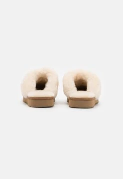 Ugg Cozy - Pantoffels - Cream -Selecteer Dameswinkels b5571a74f6324f21a1659713442b57c9