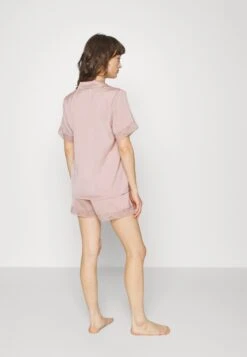 Anna Field Gift Box Pj Set - Pyjama - Pink 10 Anna Field Gift Box Pj Set - Pyjama - Pink -Selecteer Dameswinkels be4b5b8bac15409b94db3f1255e071a9