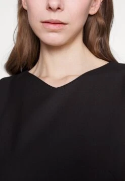 MAX & Co. Newyork - Etui-Jurk - Black -Selecteer Dameswinkels c21fc79edbf04577baece870d616dcf3