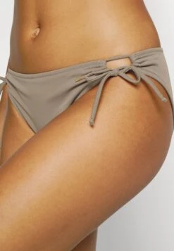 Bruno Banani Triangle Set - Bikini - Stone -Selecteer Dameswinkels c8df7db524bf40d28ae07bd4c86a1468