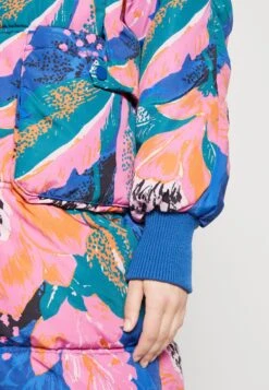 Yassimilly Padded Coat - Winterjas - Blue Iolite/Milana -Selecteer Dameswinkels e2961532783d45faace29b4257def214