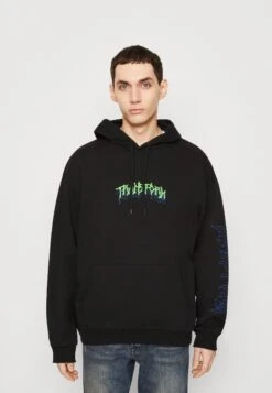 YOURTURN Transform Unisex - Sweater - Black -Selecteer Dameswinkels e7eb3eca5655476980c02b64588c7505