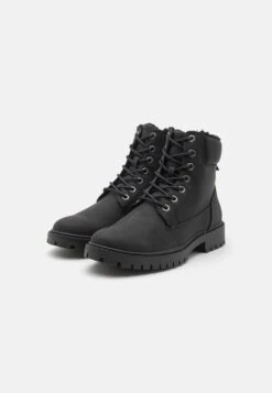 Pier One Unisex - Veterboots - Black 9 Pier One Unisex - Veterboots - Black -Selecteer Dameswinkels eb41d9ac7a4049f8a7e01f6c2b1ca87e