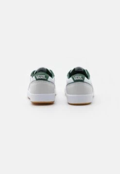 Vans Lowland Unisex - Sneakers Laag - Court Green/White 10 Vans Lowland Unisex - Sneakers Laag - Court Green/White -Selecteer Dameswinkels eeaa8bd981d24f99a96506158631bdf2