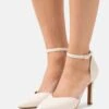 Anna Field Klassieke Pumps - Off-White 2 Anna Field Klassieke Pumps - Off-White -Selecteer Dameswinkels f5b843179b7a406a8354f5a112b41f65