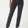 Wrangler Walker - Slim Fit Jeans - Black -Selecteer Dameswinkels f64b76981cf7444c80935c51740860ec