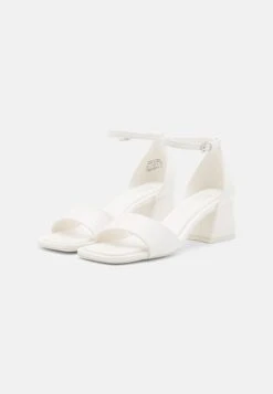 Call It Spring Vickie - Sandalen - White 10 Call It Spring Vickie - Sandalen - White -Selecteer Dameswinkels ff5ed983b9a84557bec1a4ddcc333b69